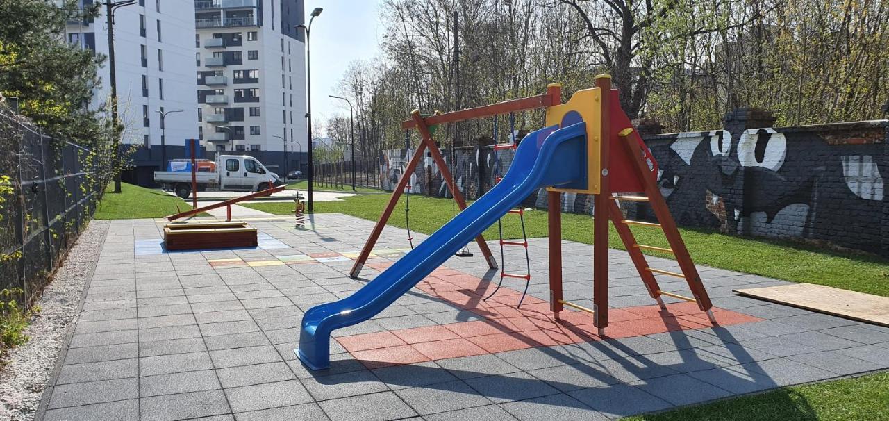 Apple Apartments - Mickiewicza Prywatne Miejsce Parkingowe Łódź Dış mekan fotoğraf