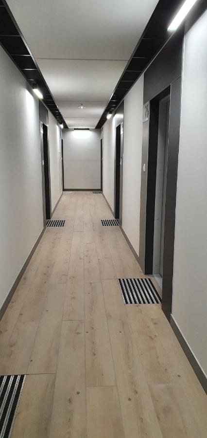 Apple Apartments - Mickiewicza Prywatne Miejsce Parkingowe Łódź Dış mekan fotoğraf